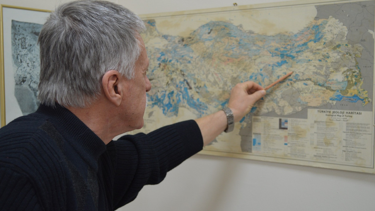 Prof. Dr. Ercan Aksoy’dan korkutan tespit! Aktif olduğu ortaya çıkan fayı açıkladı…