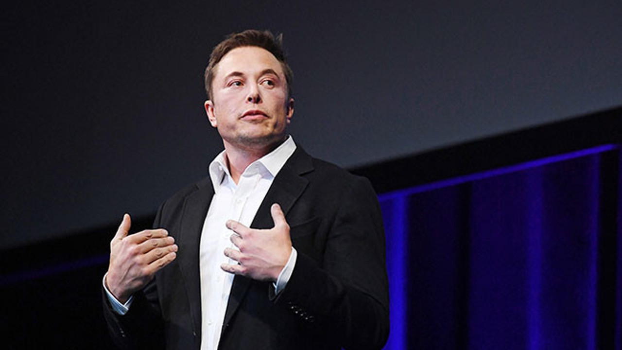 Ünlü milyarder Elon Musk uçağının konumunu paylaşan hesabın kapatılmasını istedi! 19 yaşındaki öğrenciye kaç para maaş teklif etti
