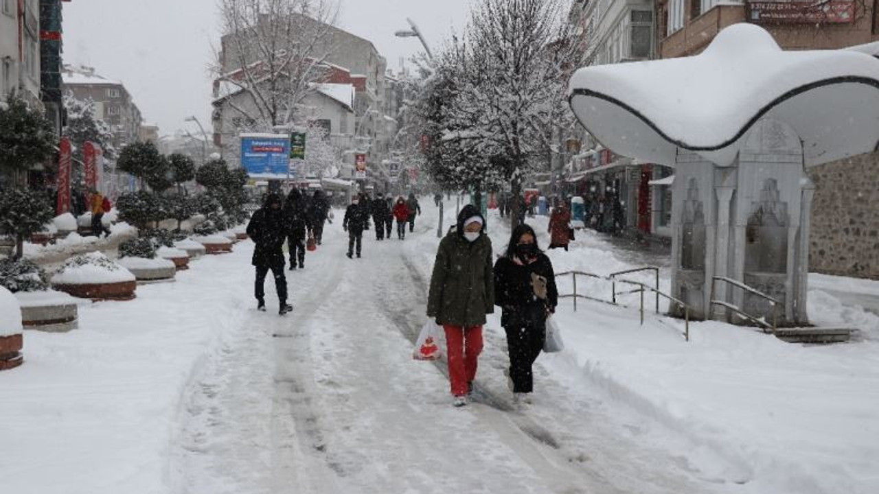 Bolu'da hayat buz tuttu! Türkiye'nin en soğuk ili oldu