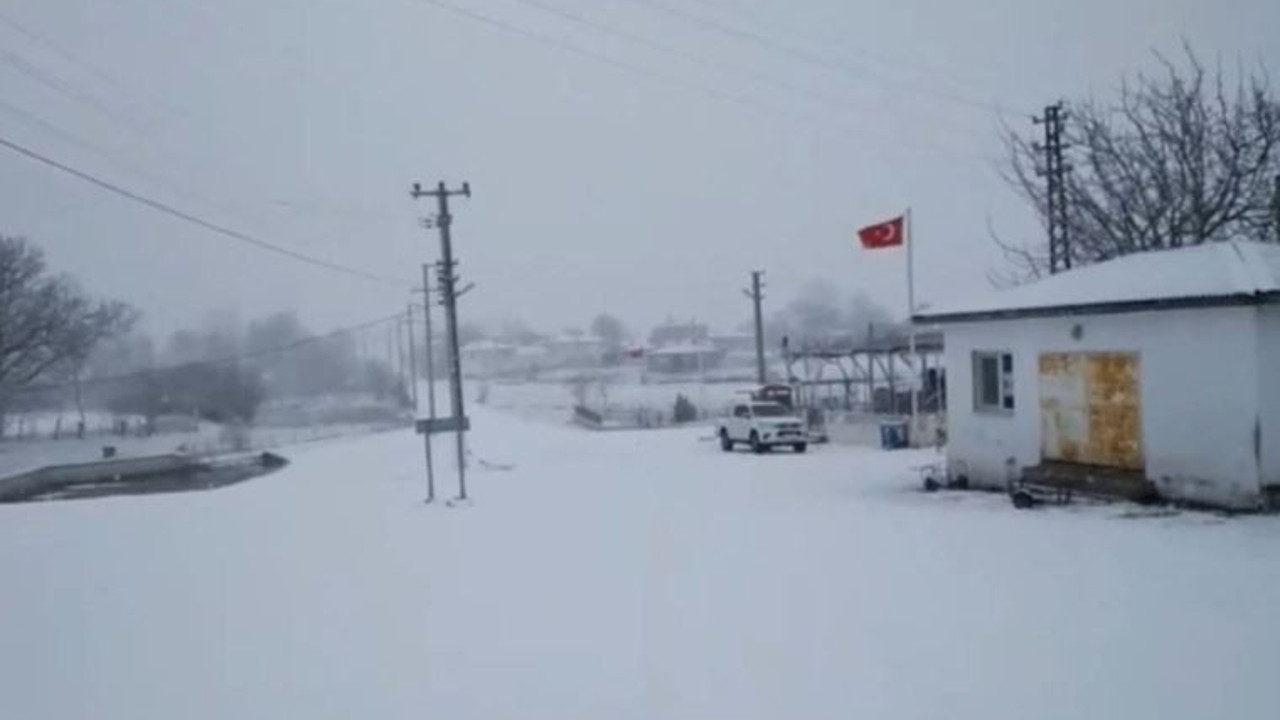 Valilik açıkladı: Sınırda donarak hayatını kaybettiler