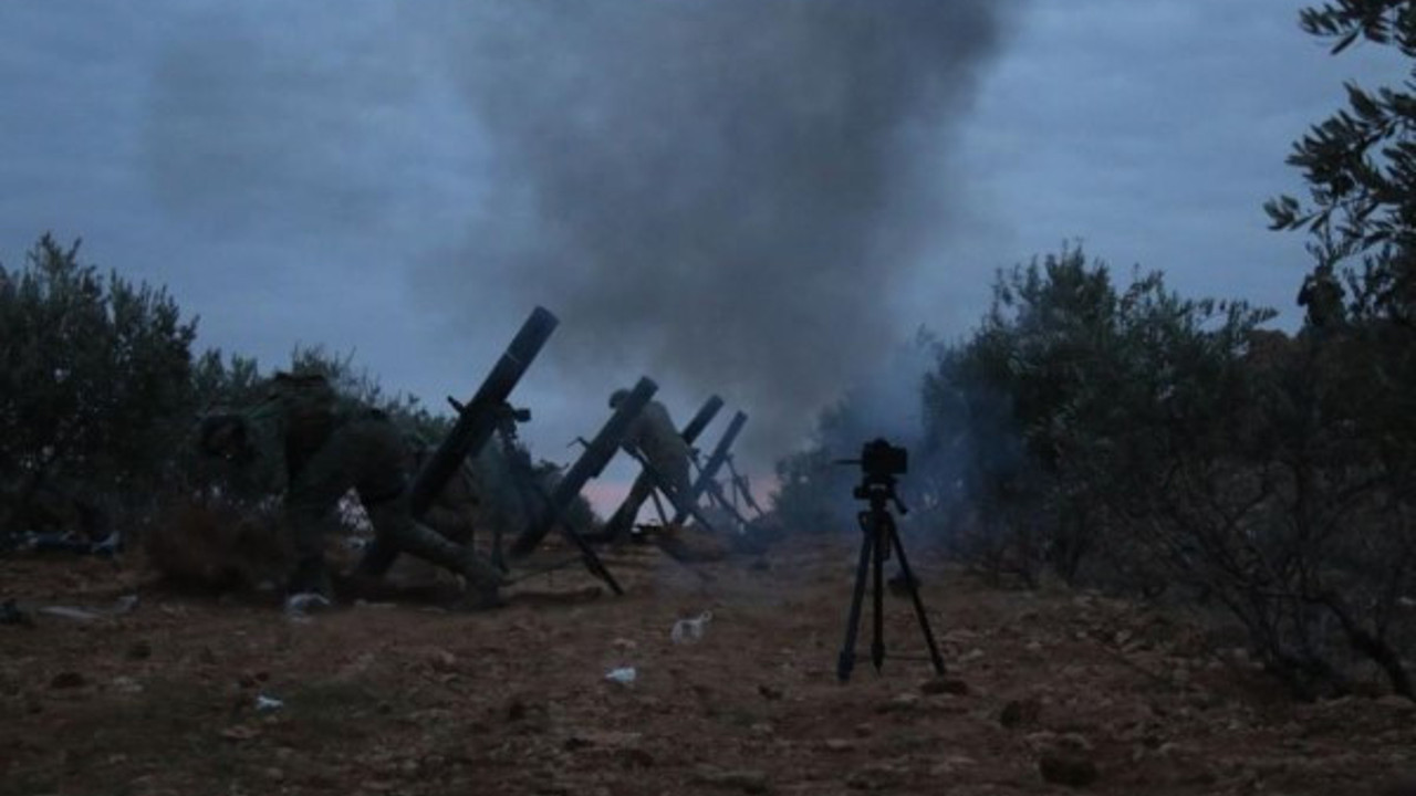 Suriye Milli Ordusu El Bab’ta PKK/YPG mevzilerini vurdu