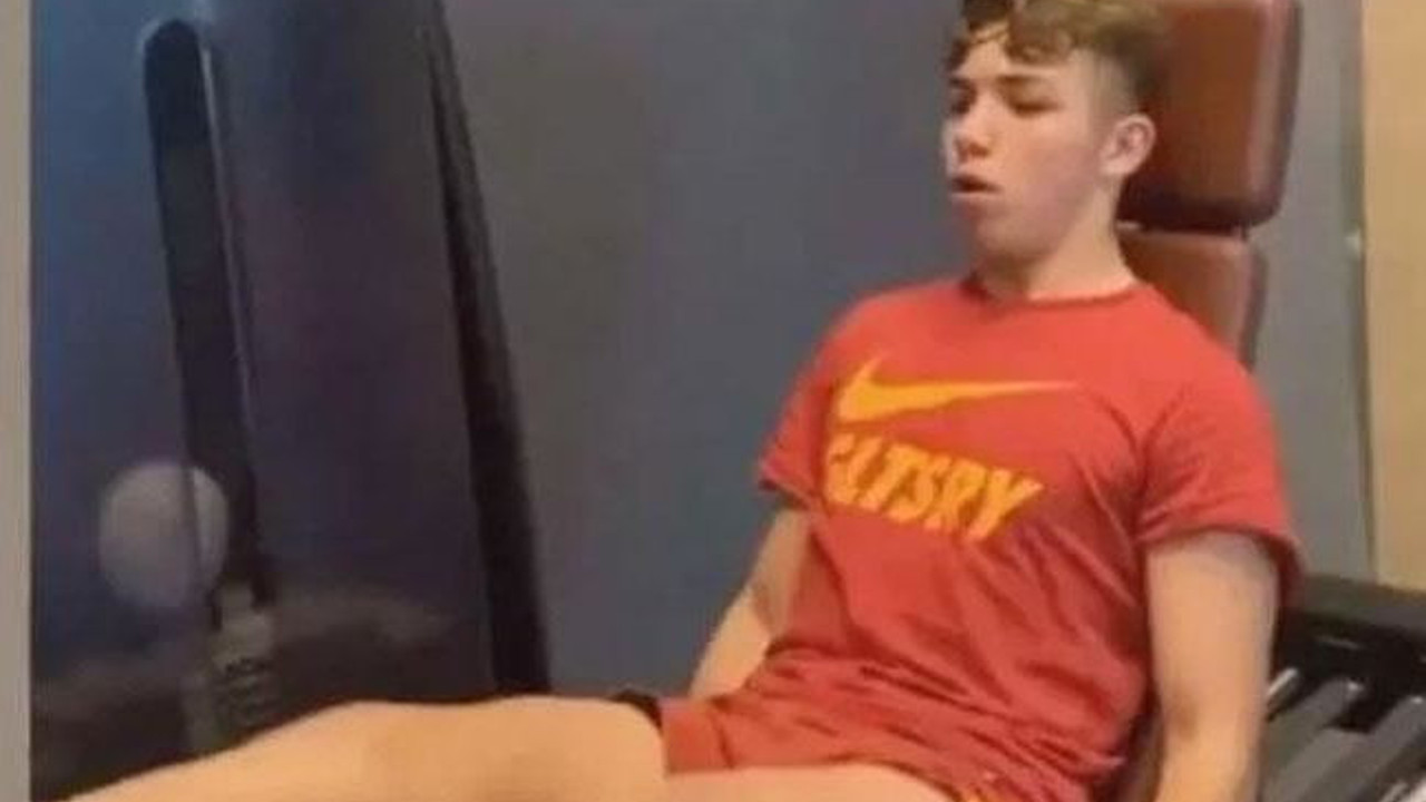 Sen misin Galatasaray forması giyen! Eskişehir kalecisi kovuldu