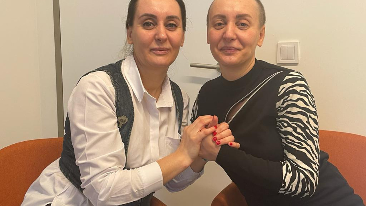 İzmirli tek yumurta ikizleri meme kanserine karşı birlikte mücadele veriyor