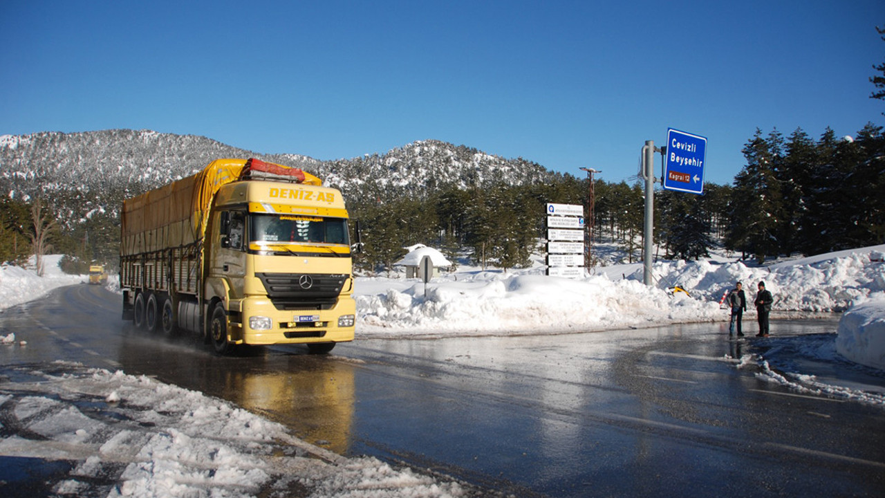 Antalya-Konya yolu ulaşıma açıldı