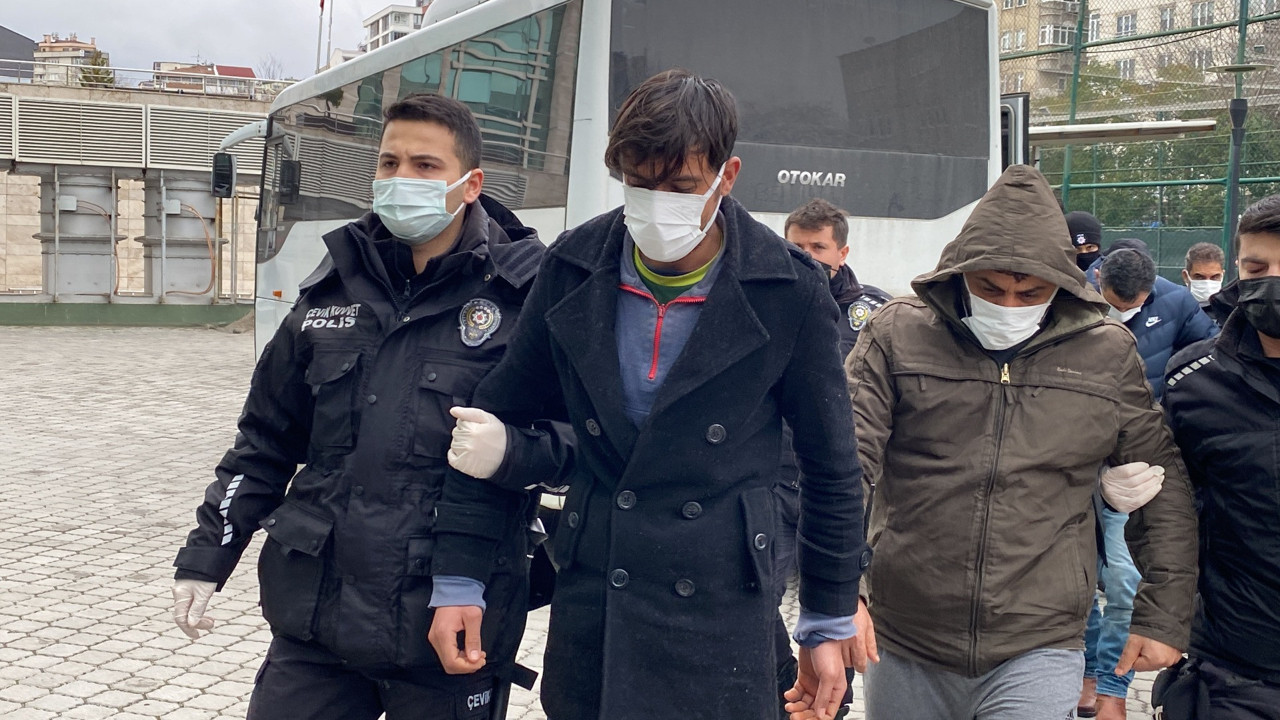 Samsun'da yakalanan Irak uyruklu 12 IŞİD şüphelisi adliyede