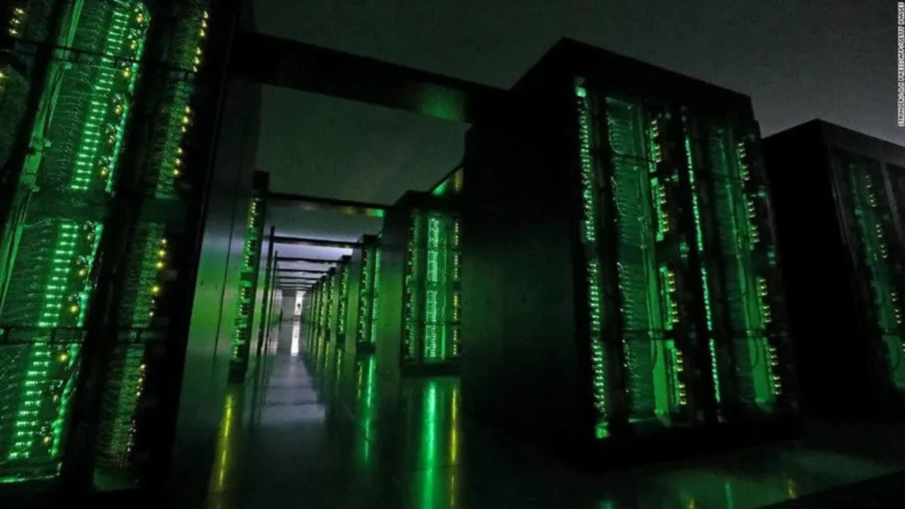 Dünyanın en hızlı bilgisayarı Fukagu'nun Covid-19 simülasyonu korkuttu