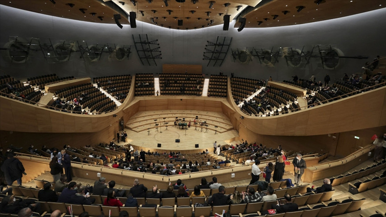 Cumhurbaşkanlığı Senfoni Orkestrası dünyaca ünlü şef ve solistleri getiriyor