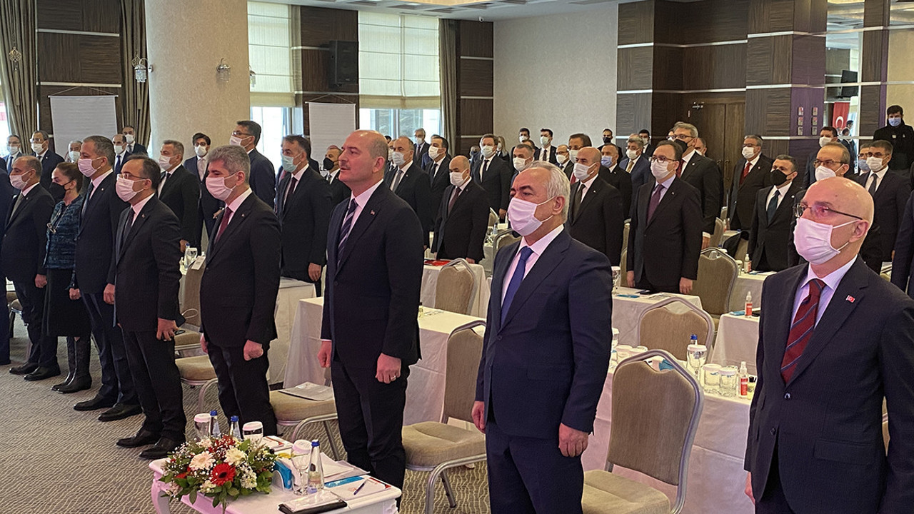Bakan Soylu'dan 81 ilin valileriyle toplantı