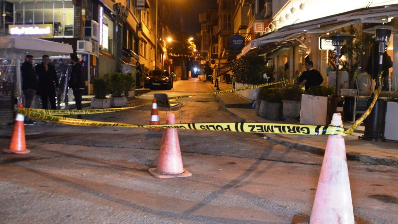 3 kişi kurşunlandı şarkıcı Teoman ölümden döndü