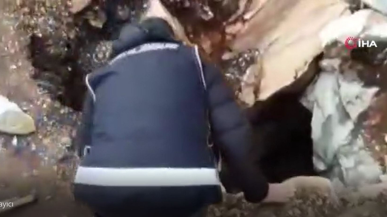 Kayaları havaya uçuran define avcıları yakalandı