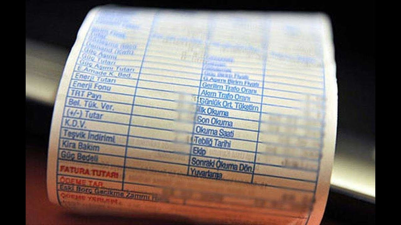 İnsanlar faturalarını ödeyemedikleri için mum ışığında oturuyorlar