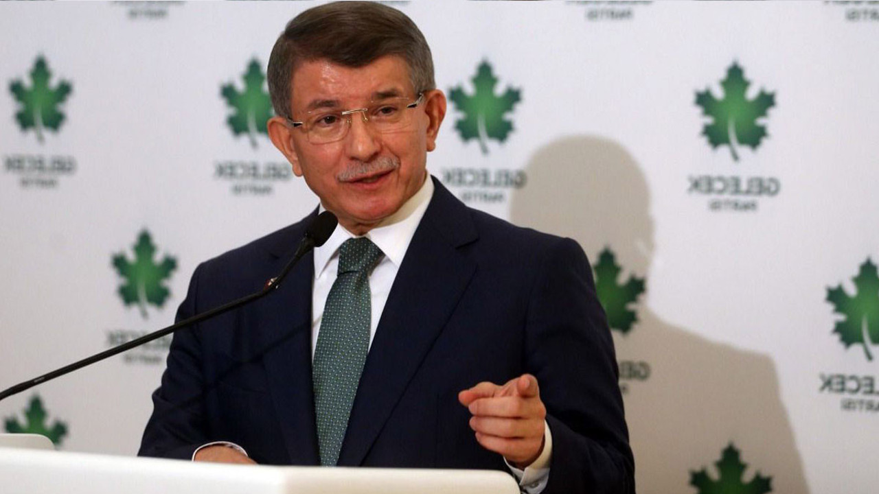 Davutoğlu “Bizden önce mum vardı” diyen AKP’yi fena yakaladı