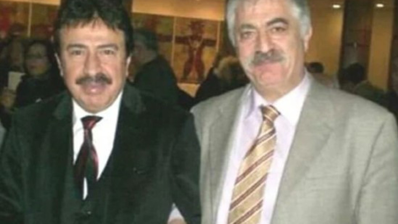 Ünlü söz yazarı yaşamını yitirdi