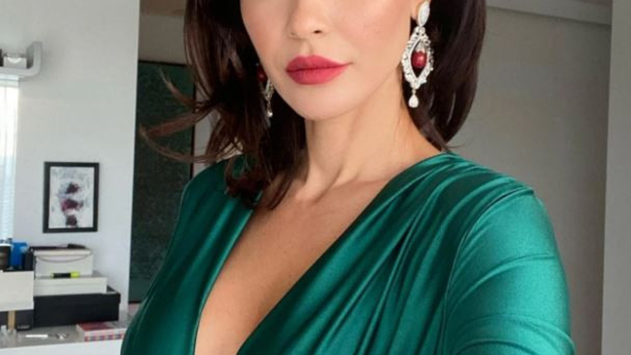 Volkan Demirel'in eşi Zeynep Demirel'in pozları ağızları açık bıraktı