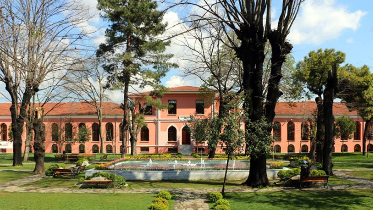 Bezmiâlem Vakıf Üniversitesi 41 akademik personel alacak