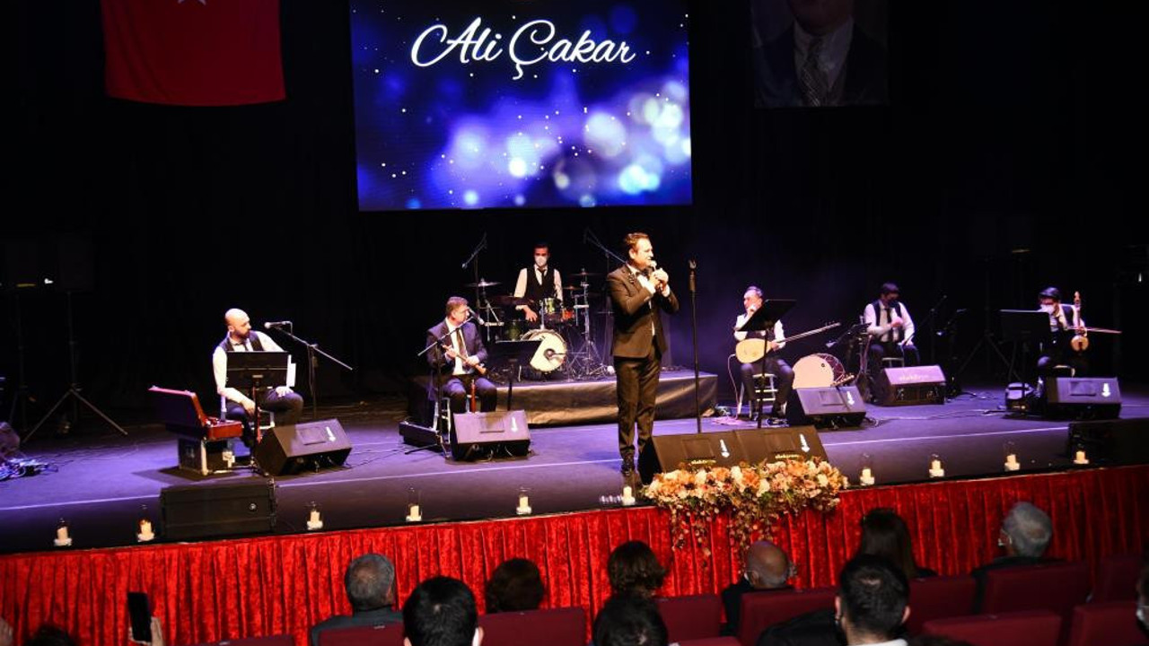 Atatürk'ün Balıkesir'e gelişi coşkuyla kutlandı