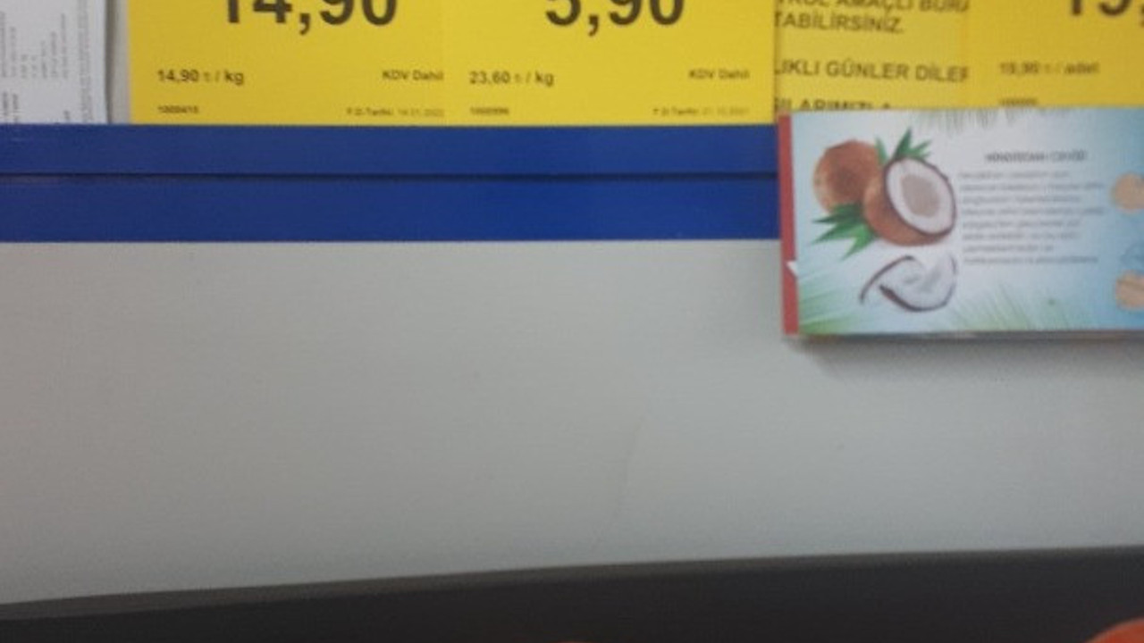 Sonunda bunu da yaptılar akıl almaz etiket oyunu. Vatandaş zamla mı bunlarla mı uğraşacak