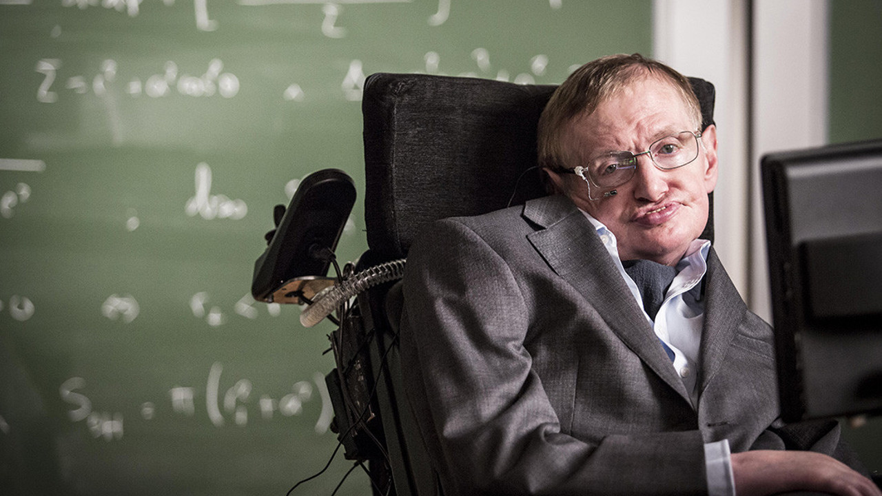 Stephen Hawking’in ofis eşyaları sergileniyor