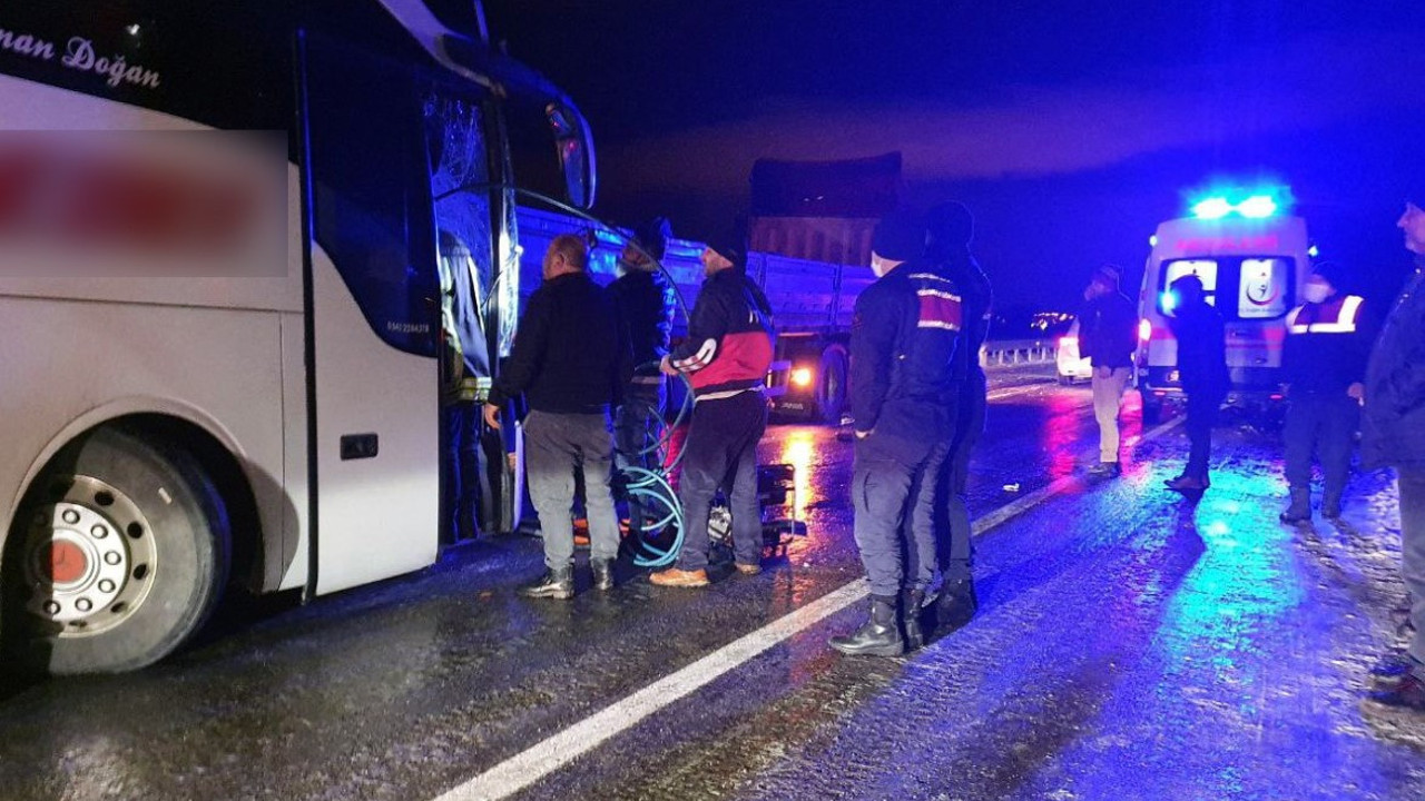 Sivas'ta feci kaza. Ölü ve çok sayıda yaralı var