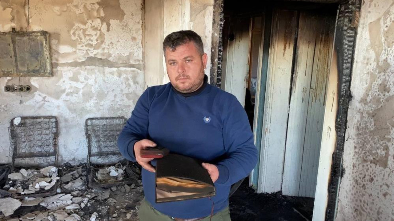 Küle dönen evde bir tek Kur'an-ı Kerimler yanmadı