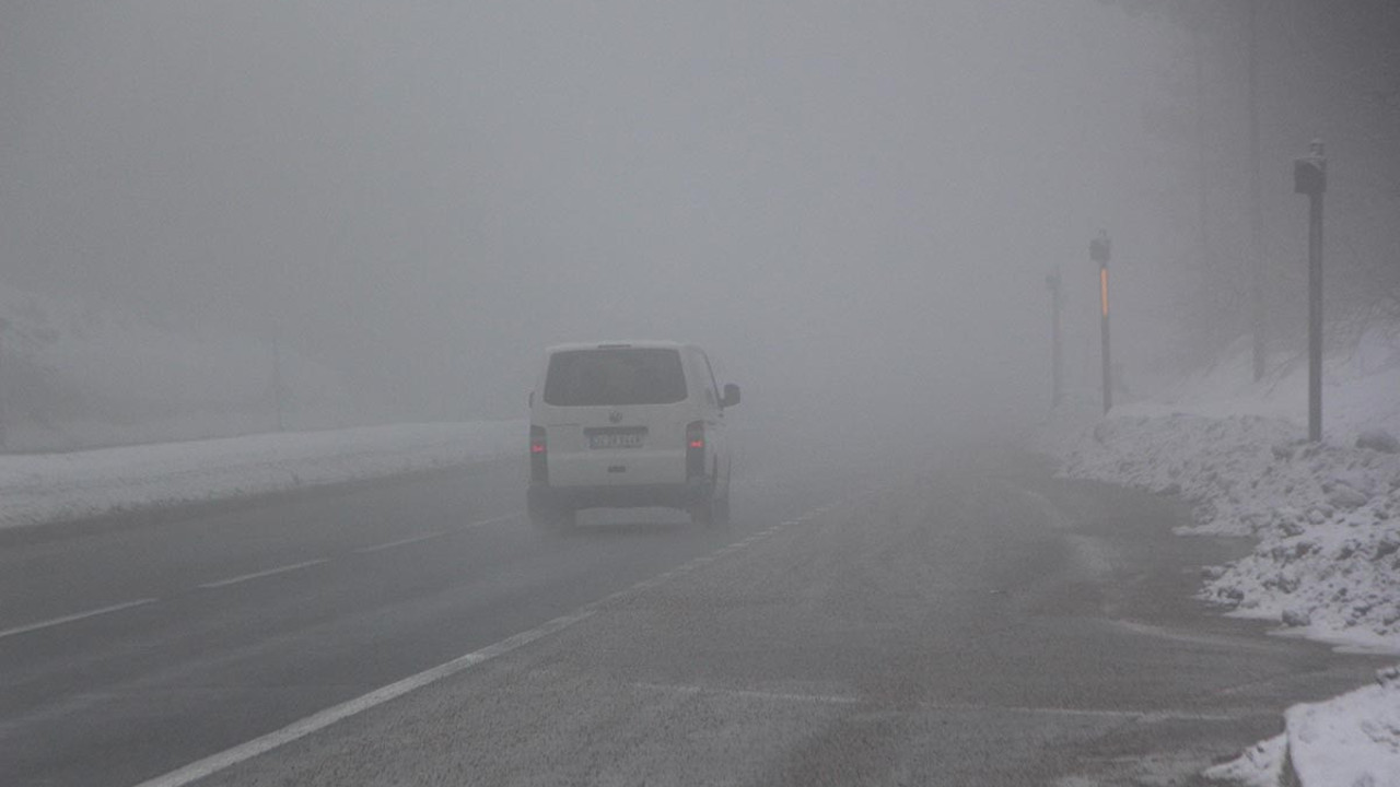 Bolu Dağı’nda sis engeli! 30 metreye düştü…