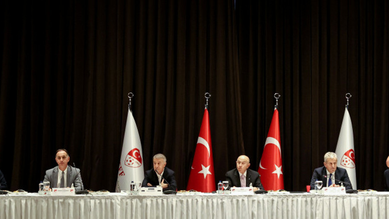 Süper Lig kulüpleri için yeni dönem başlıyor! Yayın ihalesinde son dakika