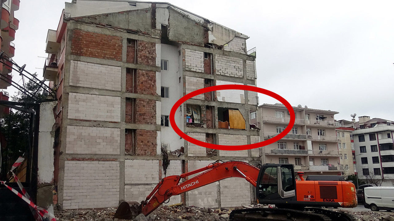 Avcılar’ın duvarsız dairesi. Görenler şaşkına dönüyor