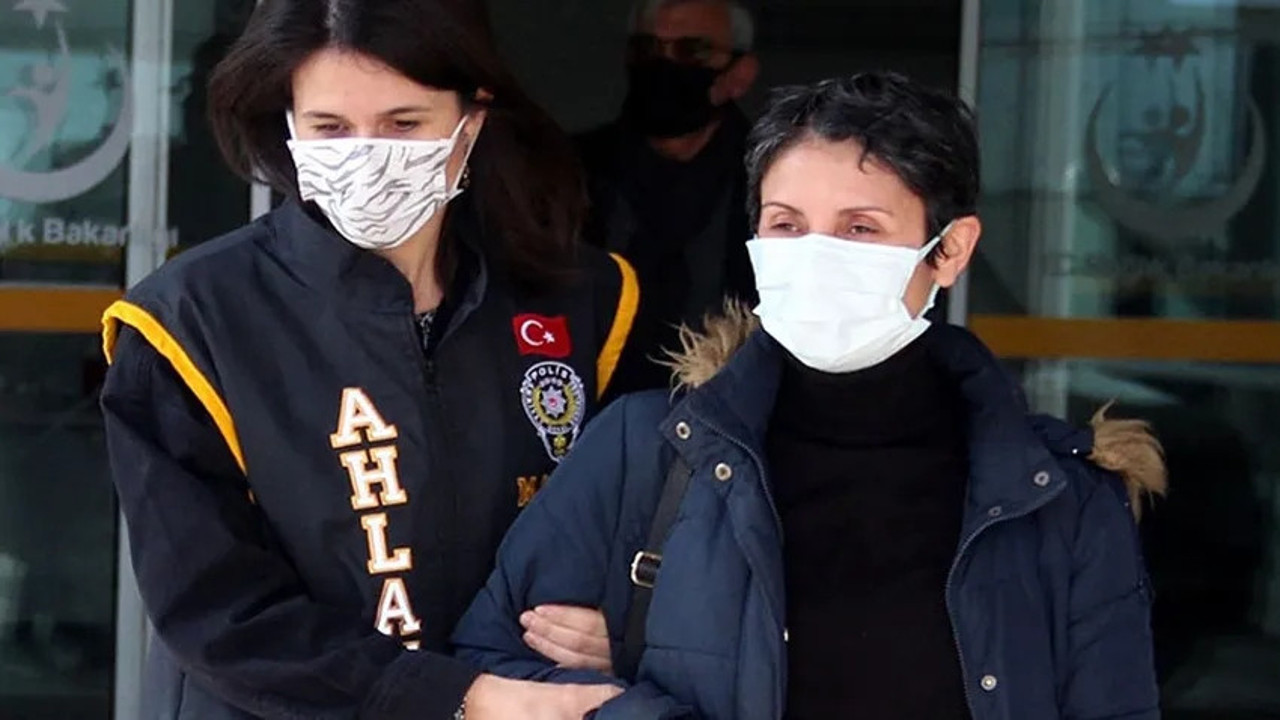 Cezaevine götürülen gazeteci Hülya Kılınç'a görülmemiş muamele!