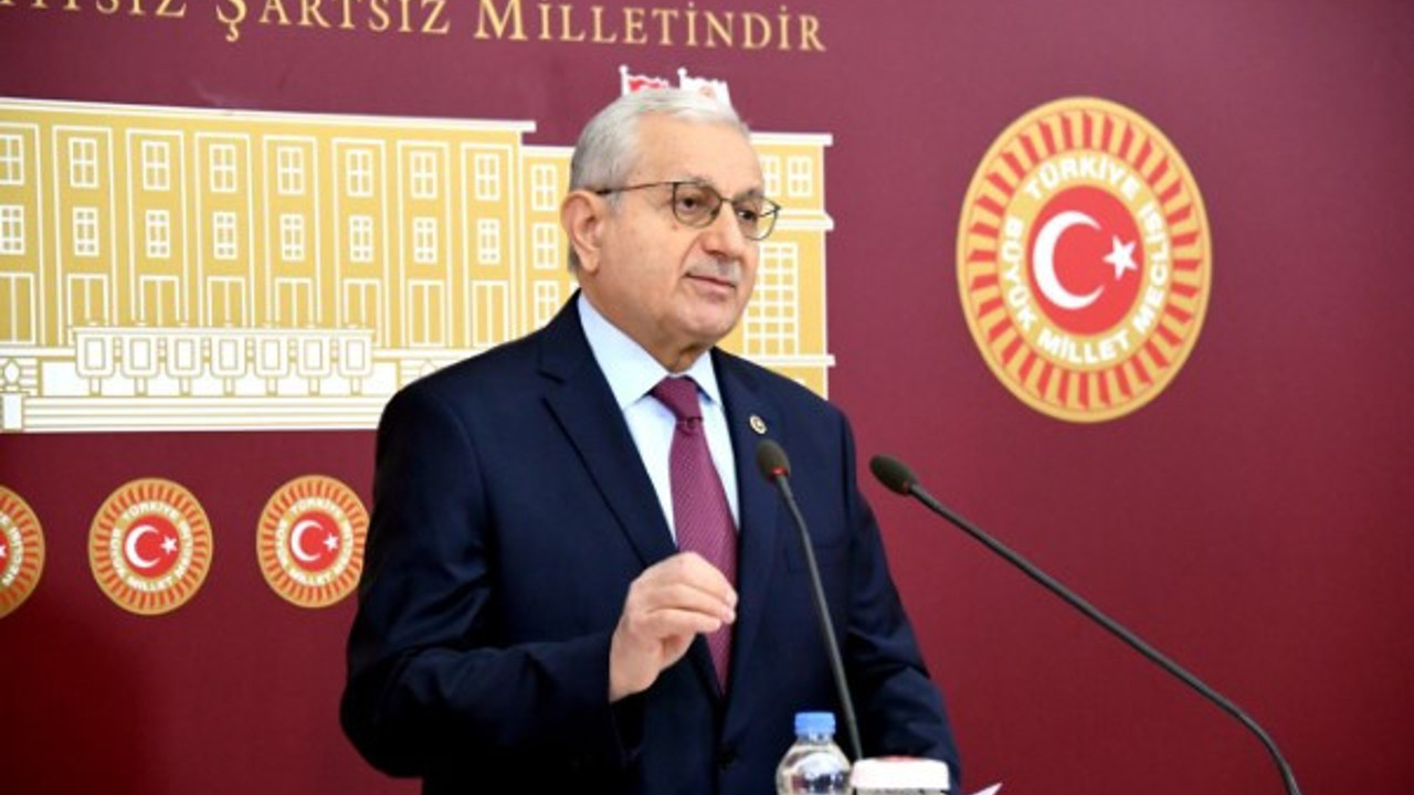 İYİ Parti’den iktidarın dış politikalarına sert tepki ‘Bakaracı makaracı’ Bakan hâlâ Prag'da Büyükelçi