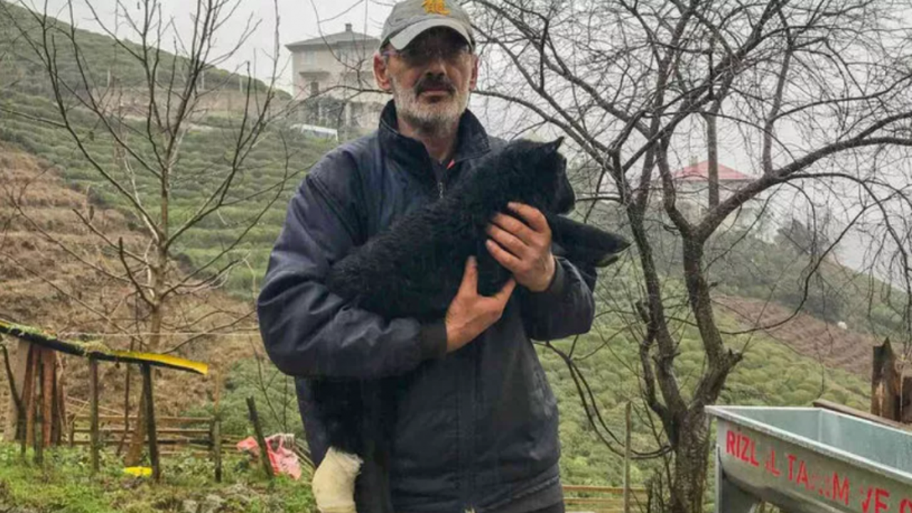 Kuzusunun ayağı kırılınca devlet hastanesine götürdü