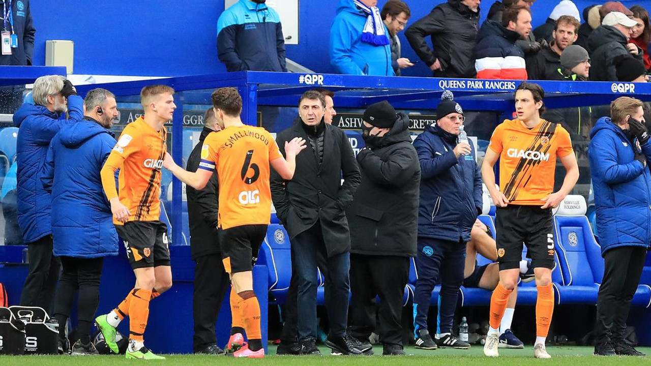 Hull City, son sıradaki Barnsley'e yenildi