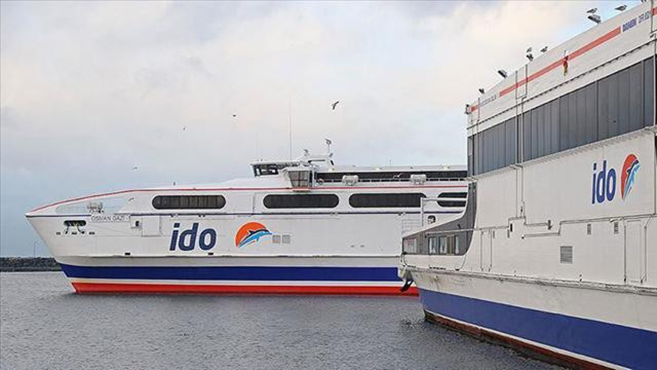 Deniz ulaşımına "fırtına" engeli: Bazı seferler iptal oldu