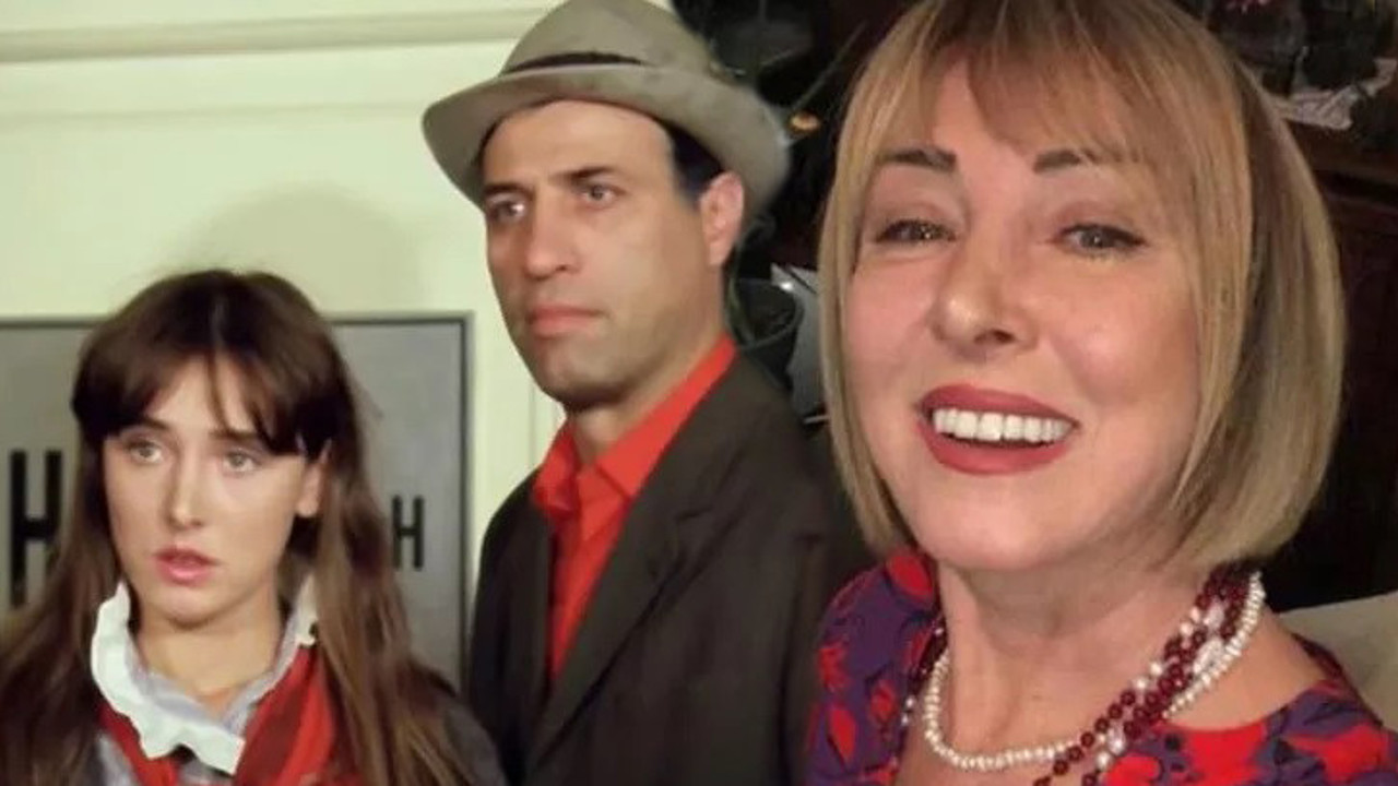 Müge Akyamaç'ın 18 yıllık evliliği 10 dakikada bitti!