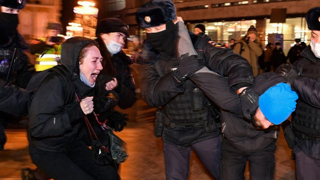 Moskova'da ‘Savaşa Hayır’ eylemi