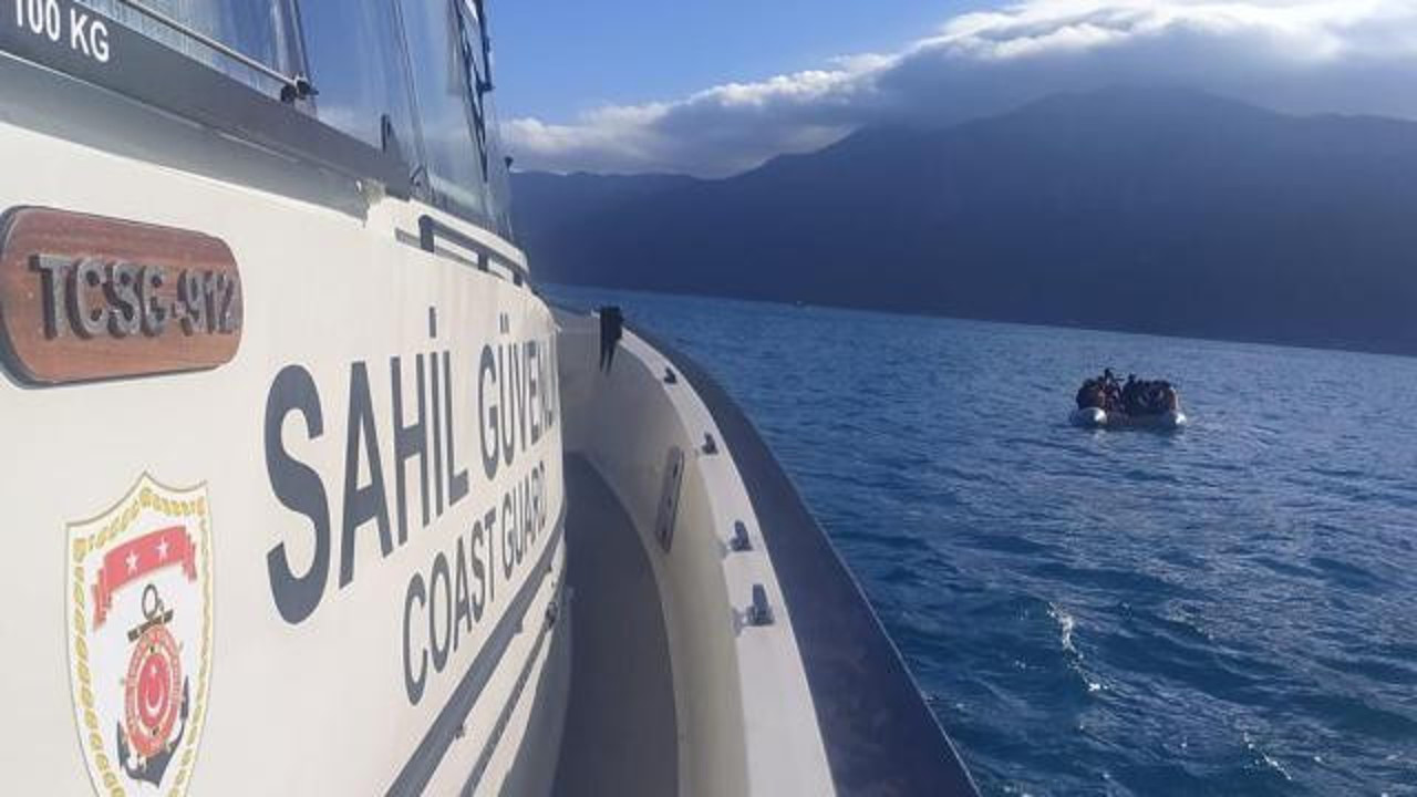 Datça açıklarında 38 kaçak göçmen kurtarıldı