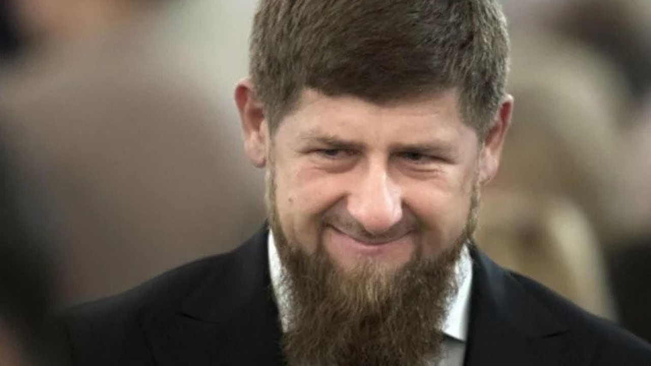 Putin'in işbirlikçisi Kadirov şovunu sürdürüyor. Herkes Çeçenlerin bu tavrıyla hayal kırıklığına uğrayacak