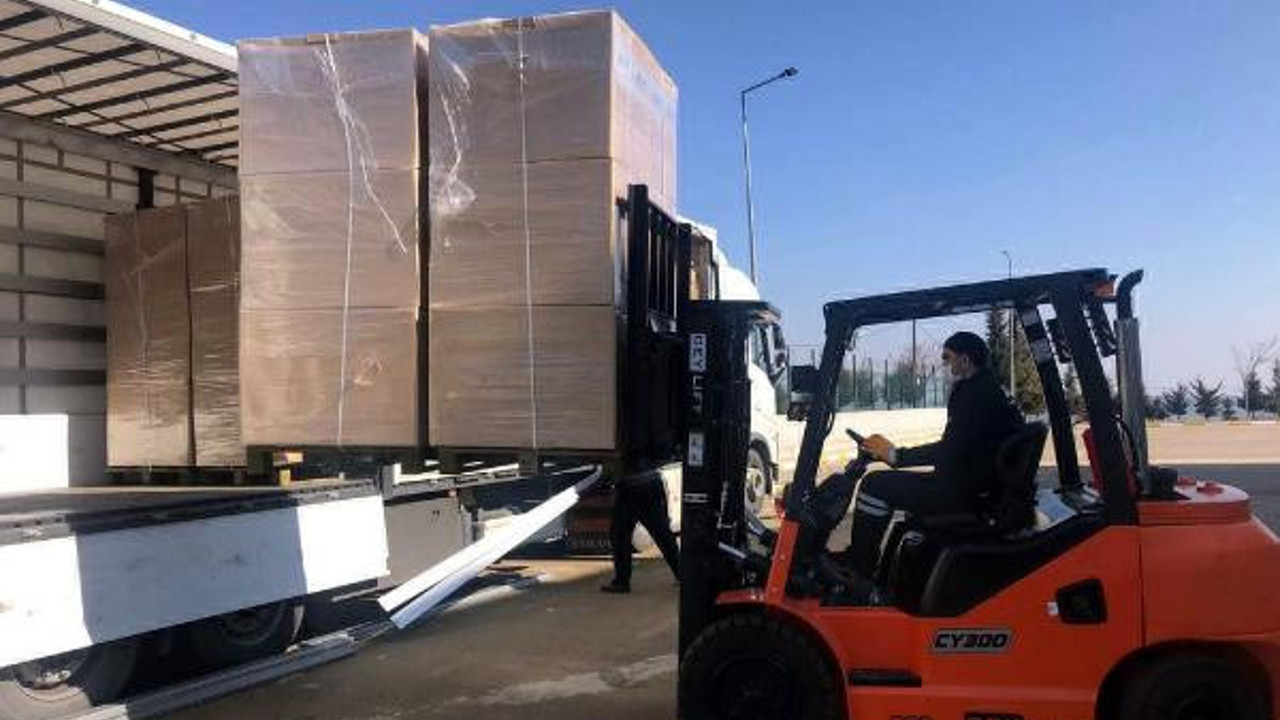 Tekirdağ'dan Ukrayna'ya 5 TIR, insani yardım malzemesi gönderildi