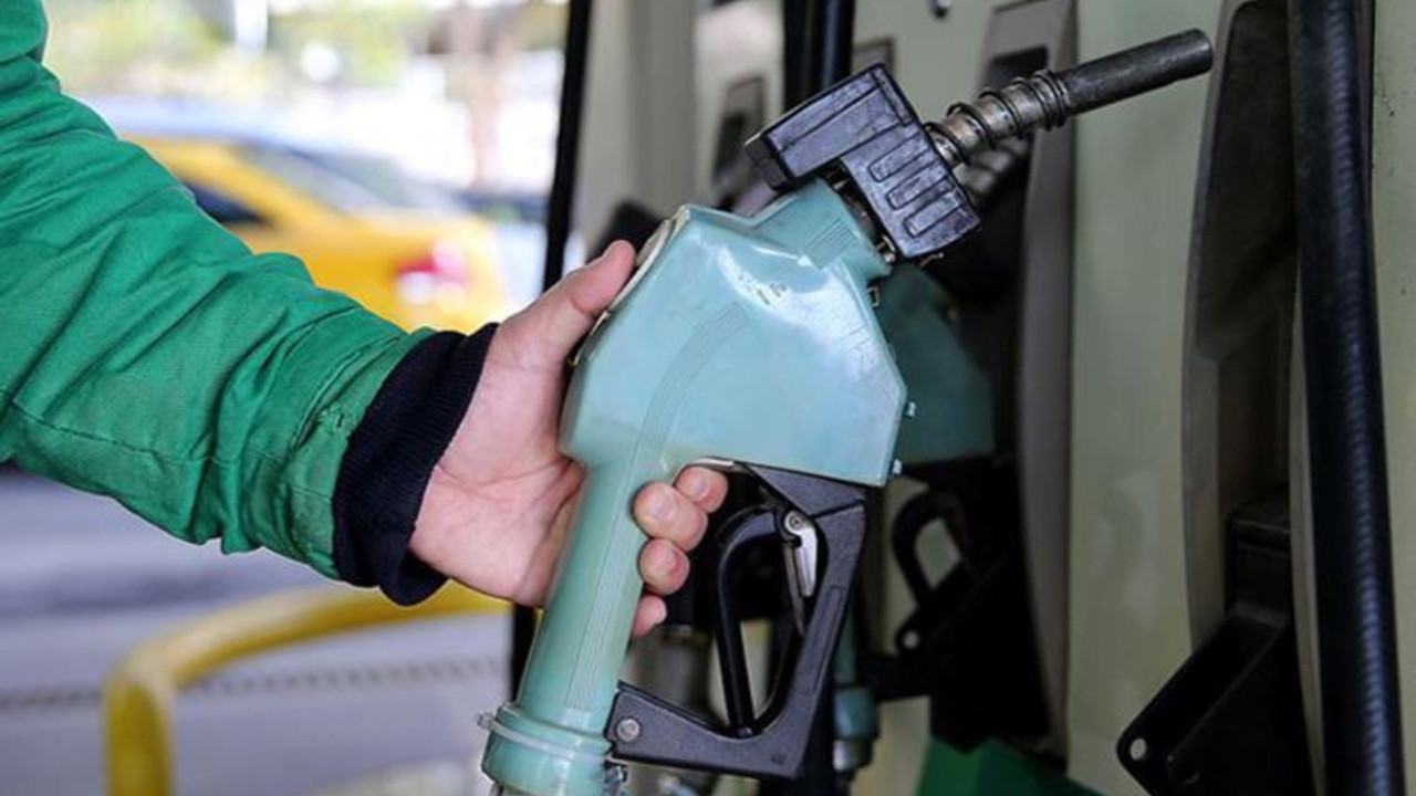 Zam haberlerini asla vermeyenler indirim haberini herkesten önce yazdı