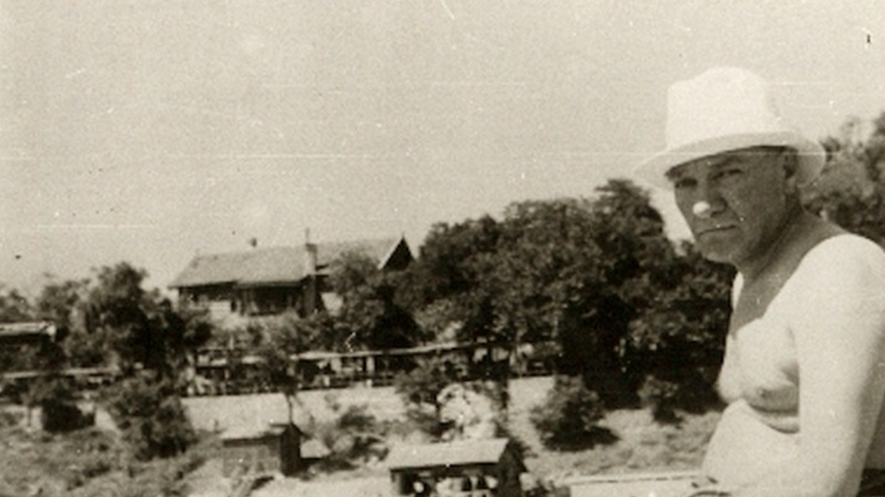 Atatürk, Montrö Sözleşmesi'nin imzalandığı gece hangi gence, hangi notları aldırdı, hangi şarkıyı dinledi.Yaşar Gürsoy araştırdı.