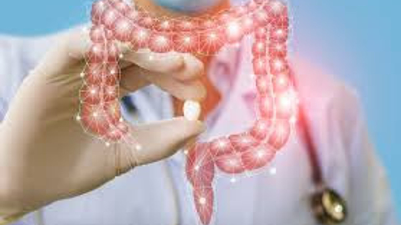 Kolon kanserinde erken teşhis hayat kurtarıyor