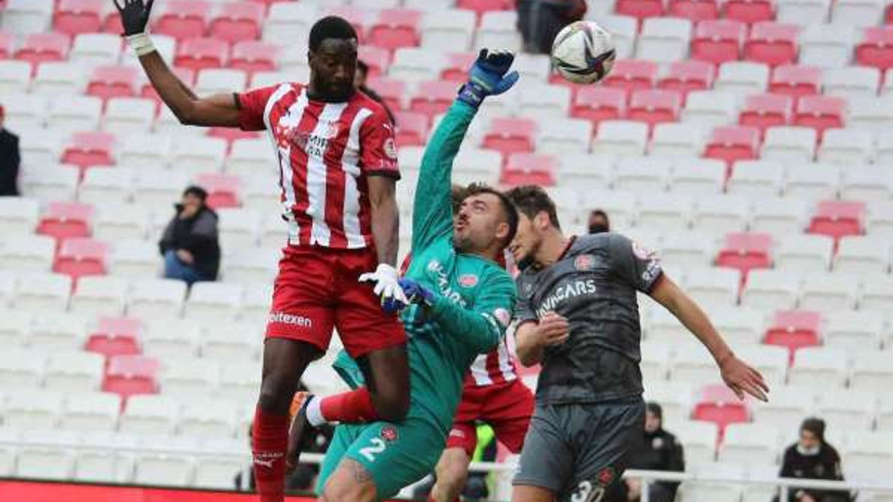 Futbola ters açıdan bakan adam Tahsin Doğan yazdı. Uykuları getiren maçta dengeyi kim bozdu?