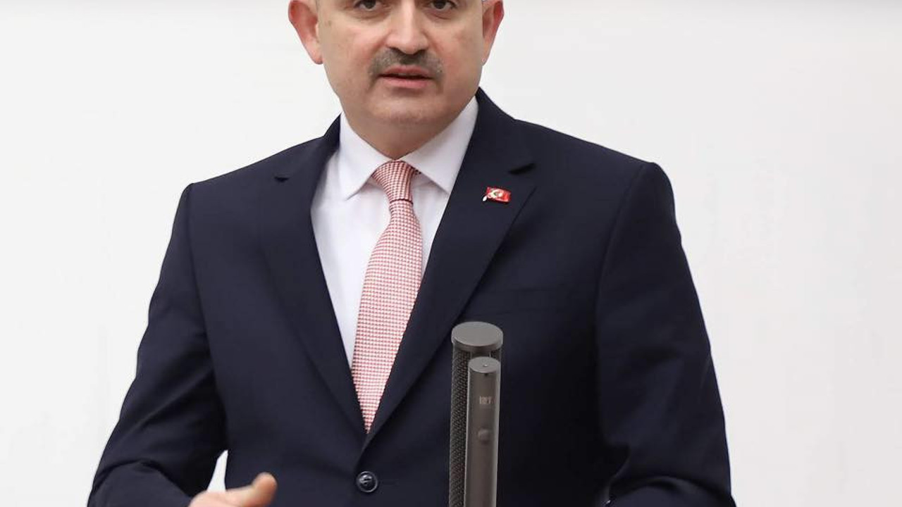 Bekir Pakdemirli görevden affını istese bunları yapar mıydı? ''Neden sabahına program yapsın ki?''