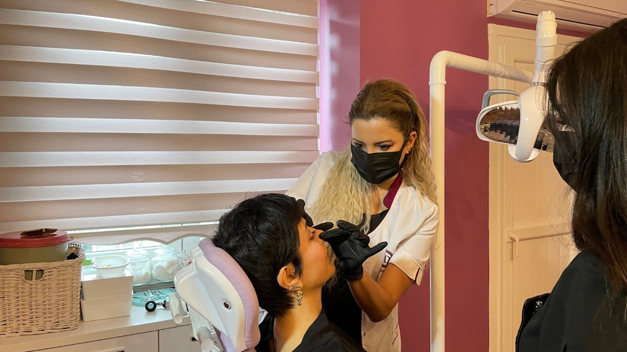 Dermatoloji uzmanından ‘Maskne’ye karşı öneriler