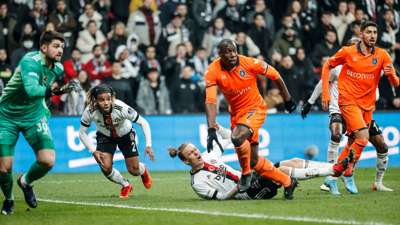 DHA'nın ünlü spor yazarı Ali Danaş yazdı. Beşiktaş’ın ilk yapması gereken hamleyi açıkladı