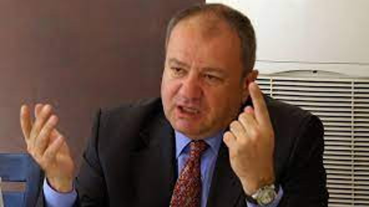 Cem Toker'den Bahçeli'ye zehir zemberek yanıt. Yağ kuyruklarına kim sebep olduysa cezalandırılsın demişti