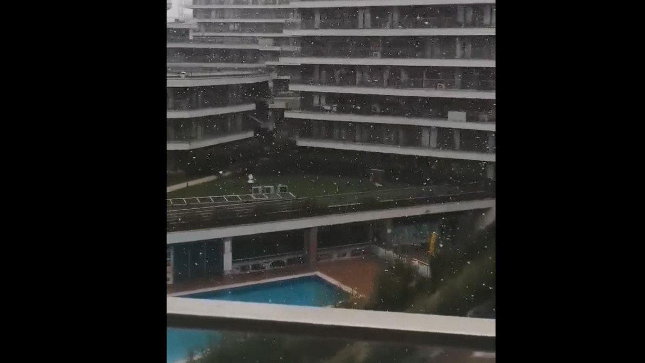 Burası Bahçeşehir! Kar İstanbul'a dalga dalga yayılıyor