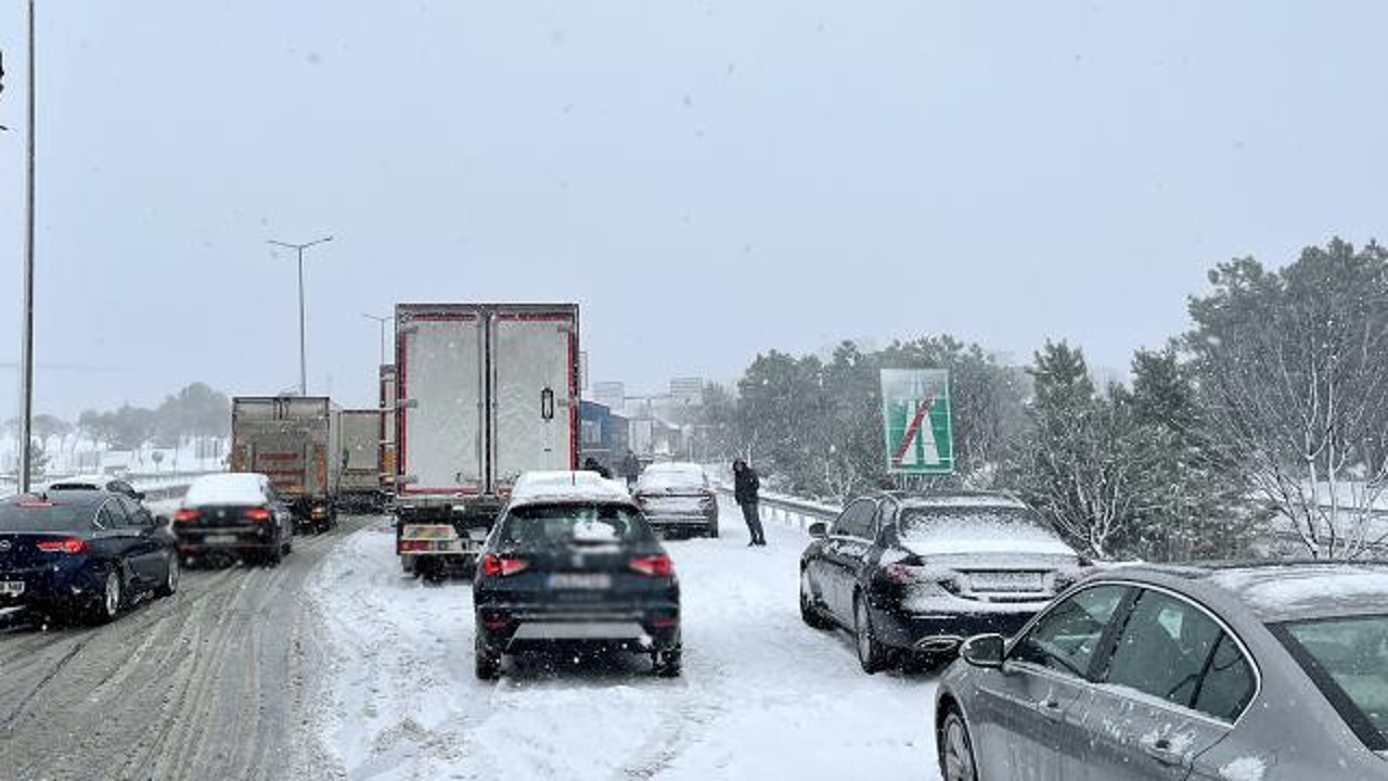 İstanbul Valisi Ali Yerlikaya'dan flaş uyarı. Saat verildi