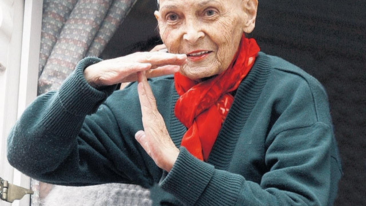 'Türkan Saylan sokağı' teklifi, İBB Meclisi'nde bir kez daha reddedildi