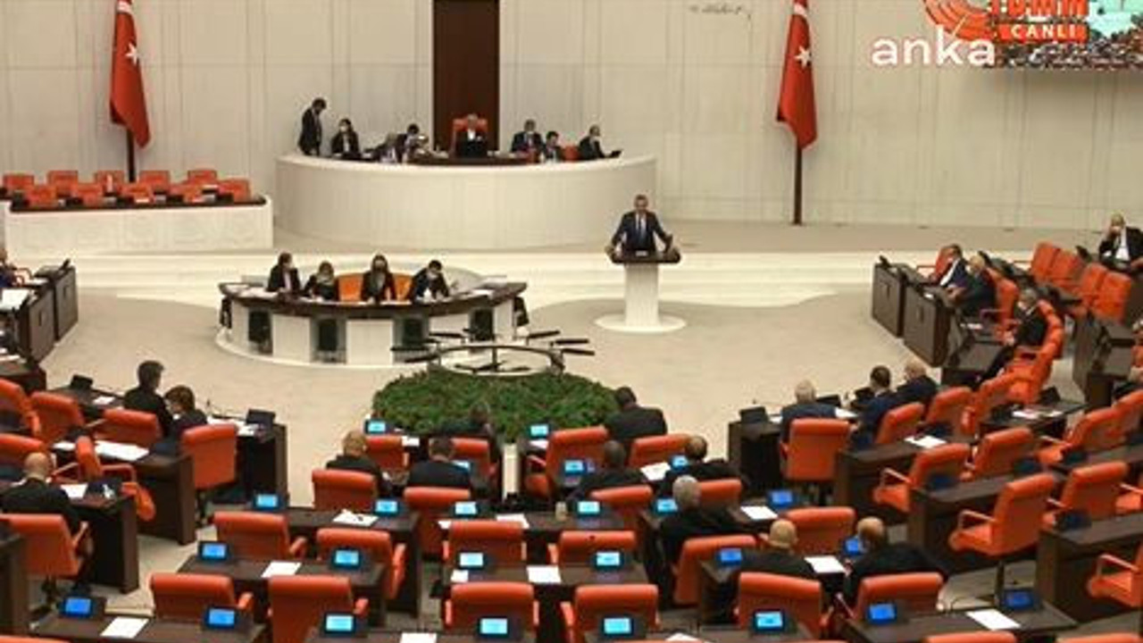 AKP'li Elitaş'ın zamlı pide savunması vicdanları sızlattı