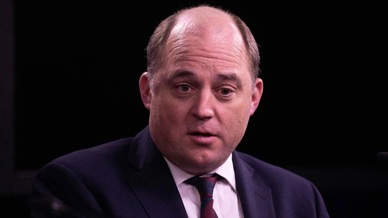 Fıkra gibi olay. Kendisini Ukrayna Başbakanı olarak tanıtıp bakın kimi aradı